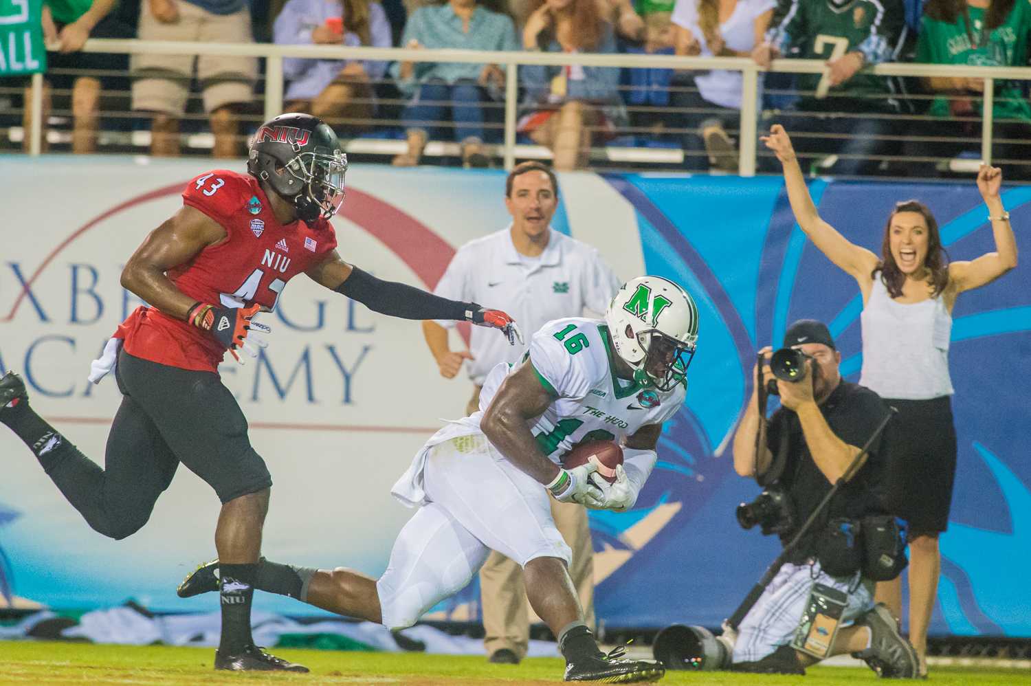 Deon-Tay McManus (16) of the Marshall Thundering Herd runs into the endzone after receiving a 27-yard pass from Rakeem Cato.  