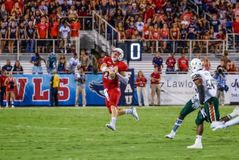 Redshirt freshman quarterback Jason Driskel throws a pass during his first coligate game during the Owls' 44-20 loss versus Miami on Sept. 11. Mohammed Emran | Asst. Creative Driector