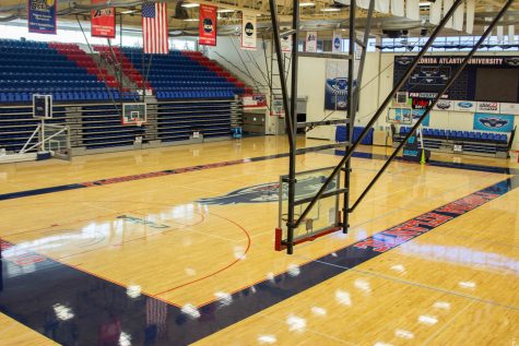 Getting into a basketball game at FAU Arena is as easy as presenting your OWL Card at the door. Andrew Fraieli | Managing Editor 