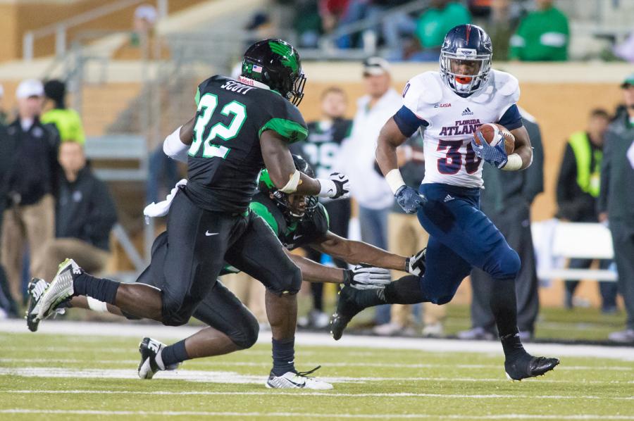 Jeremy Gaskins led the Owls in rushing despite just 38 yards on the day. Photo by Max Jackson