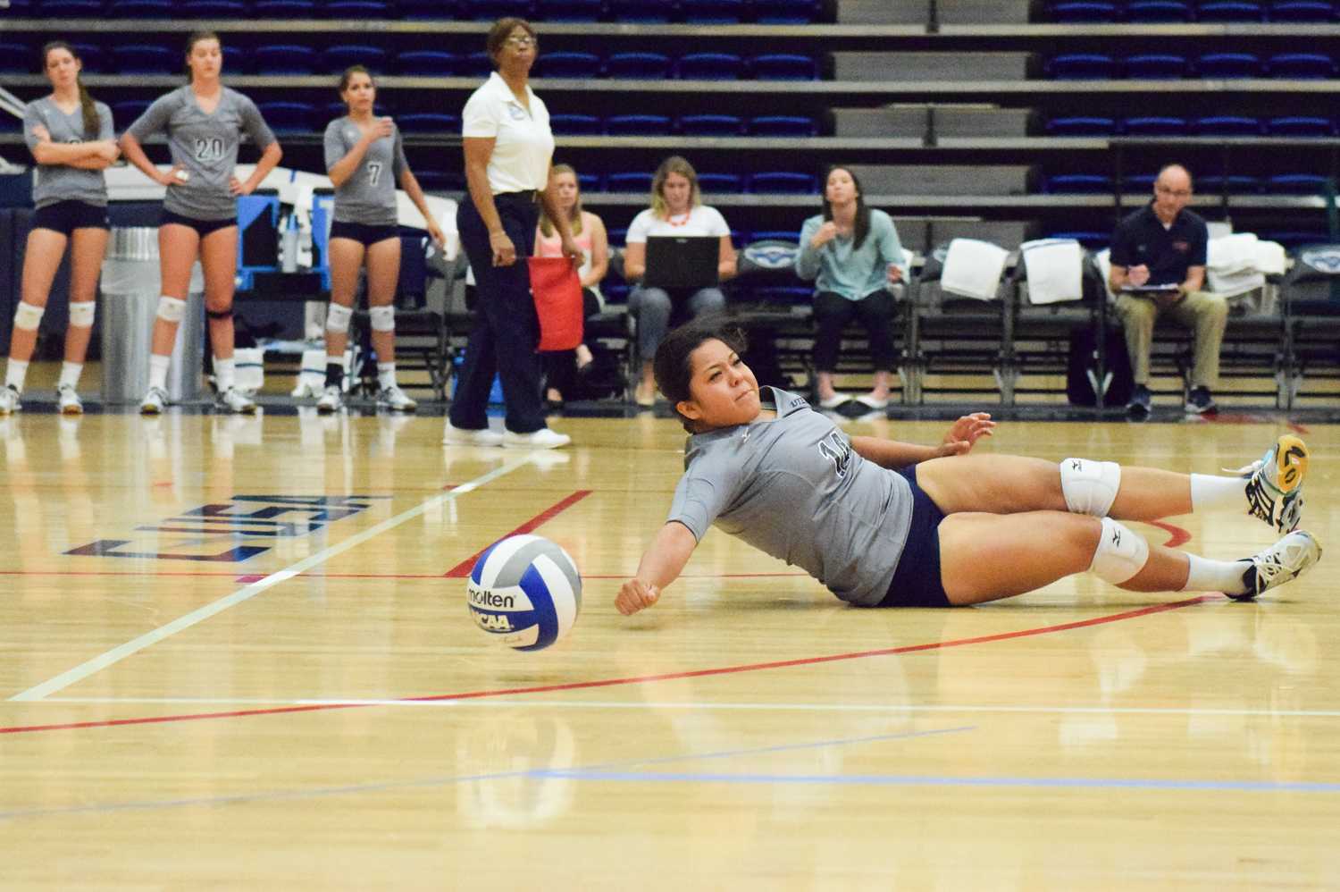 Libero Naomi Whitehair misses the dig after diving during the second game of UTEP’s 3-0 loss to FAU. Whitehair had four digs in the match. Ryan Lynch | Sports Editor