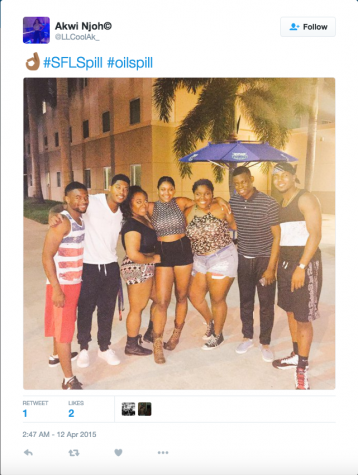 This public Tweet mentioning the South Florida Spill featured a photo on FAU's Boca campus in front of one of the school's umbrellas. 