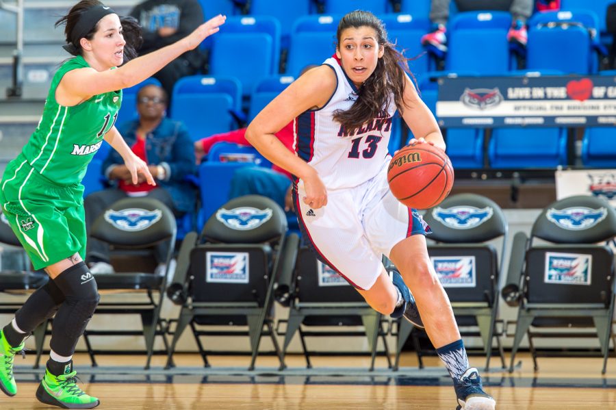 Women%E2%80%99s%3A+Senior+Kat+Wright+is+76+made+3-pointers+away+from+breaking+FAU%E2%80%99s+all-time+record.+Max+Jackson+%7C+Staff+Photographer