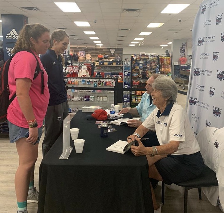 FAU head coach and author Tony Renzoni talk to athletes at the campus bookstore on Wednesday. Photo courtesy of FAU Softball