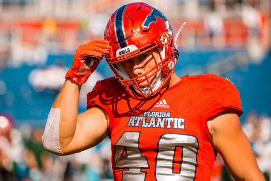 FAU+TE+Harrison+Bryant+joins+a+Cleveland+Browns+team+that+looks+to+improve+on+their+6-10+record+from+last+season.+Photo+by+Alex+Liscio.