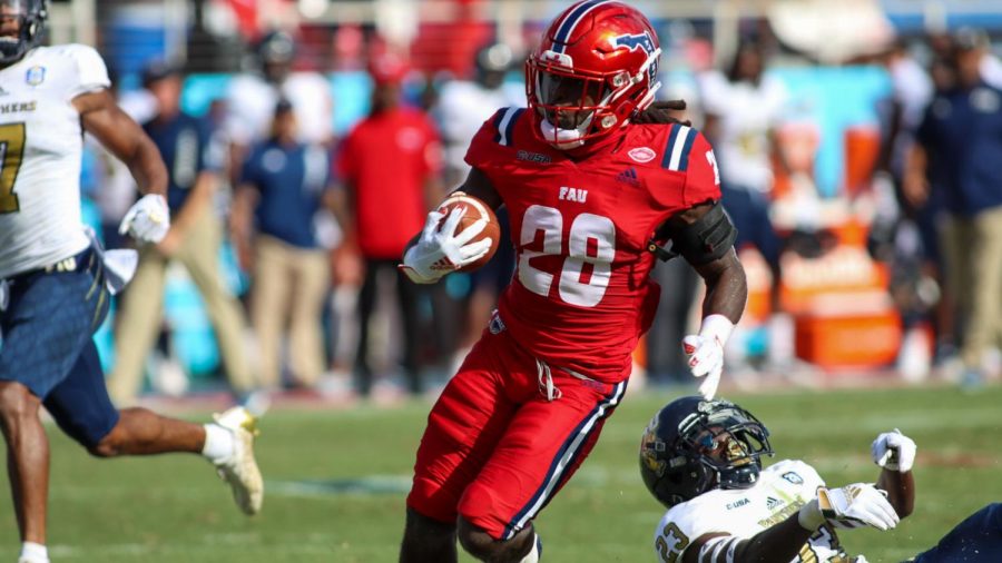 James Charles (#28) played six seasons at FAU before making the decision to enter the 2022 NFL Draft.