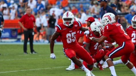 University Press stock photo of tight end John Mitchell with the FAU football team at the season-opener against the University of Florida on Sept. 4, 2021.