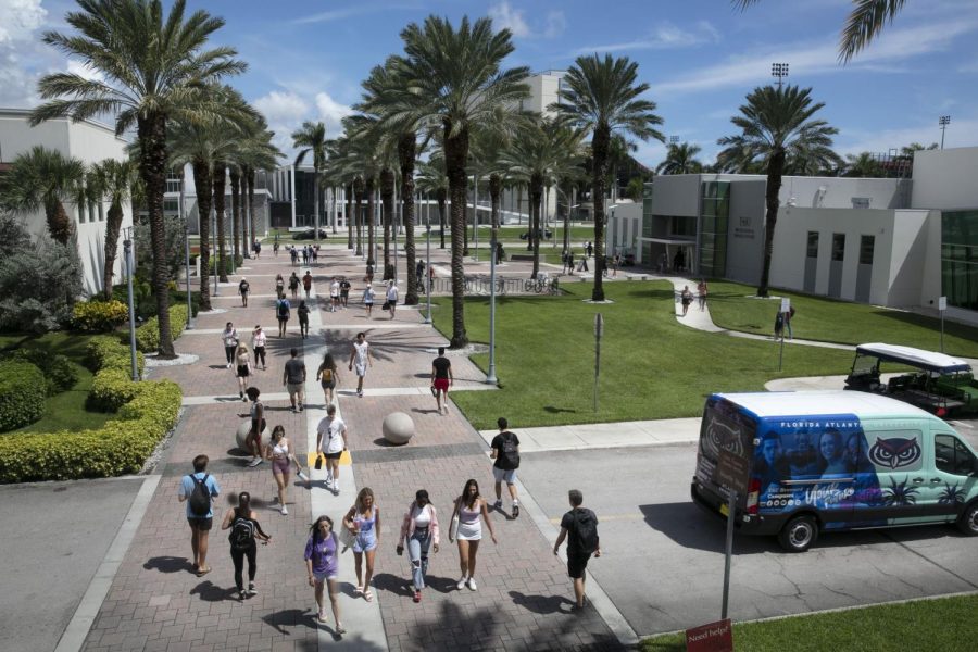 Image of FAU campus showing dense student populations.