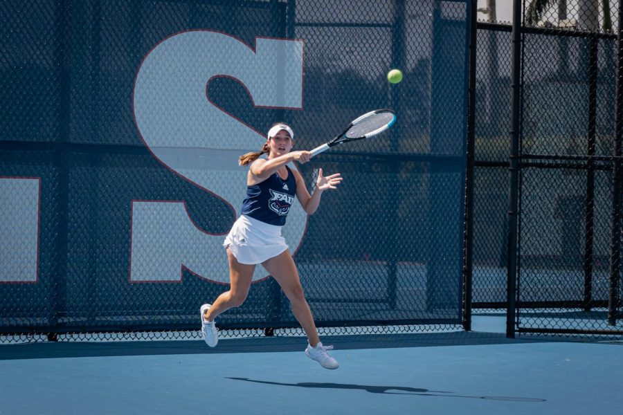 Sophomore Victoria Gomez OHayon shows off her strong forehand on the Owls home court at the Kimberly V. Strauss Tennis Center. 