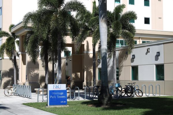 Students express continued concern over FAU housing crisis