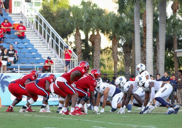 The FAU Owls lining up against the Monmouth Hawks early in the Owls Week 1 game. The Owls won the game 42-20.