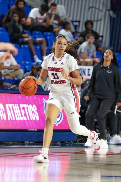 FAU sophomore guard Mya Perry dribbles the ball up the court during the Owls 90-43 win against Barry University on Wednesday, Nov. 1, 2023 at Eleanor Baldwin Arena.