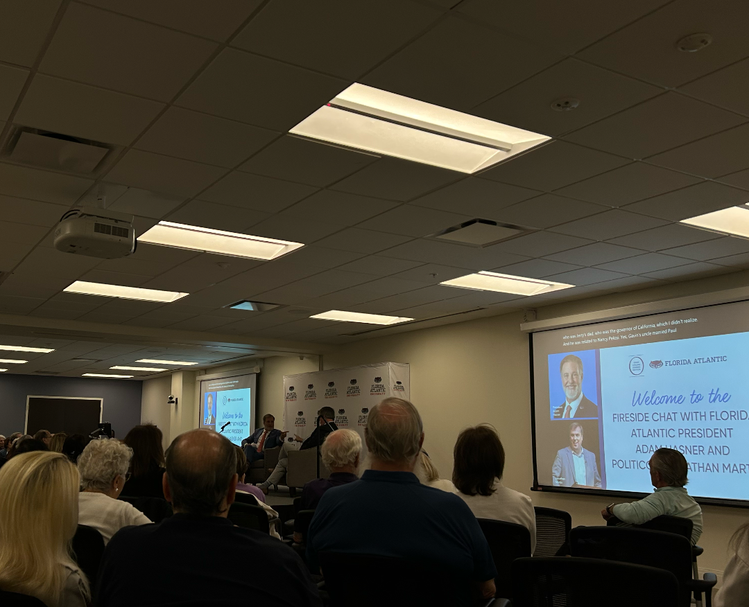 On Tuesday, the Osher Lifelong Learning Institute hosted a conversation on the state of politics between Political journalist Jonathan Martin and FAU President Hasner, featuring audience-driven questions