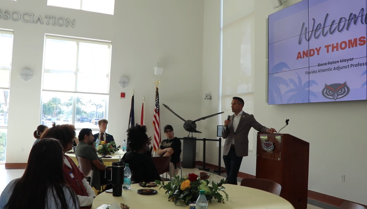 Boca Raton Mayor Andy Thomson speaking with students at the Marleen and Harold Forkas Alumni Center on April 15, 2026.
